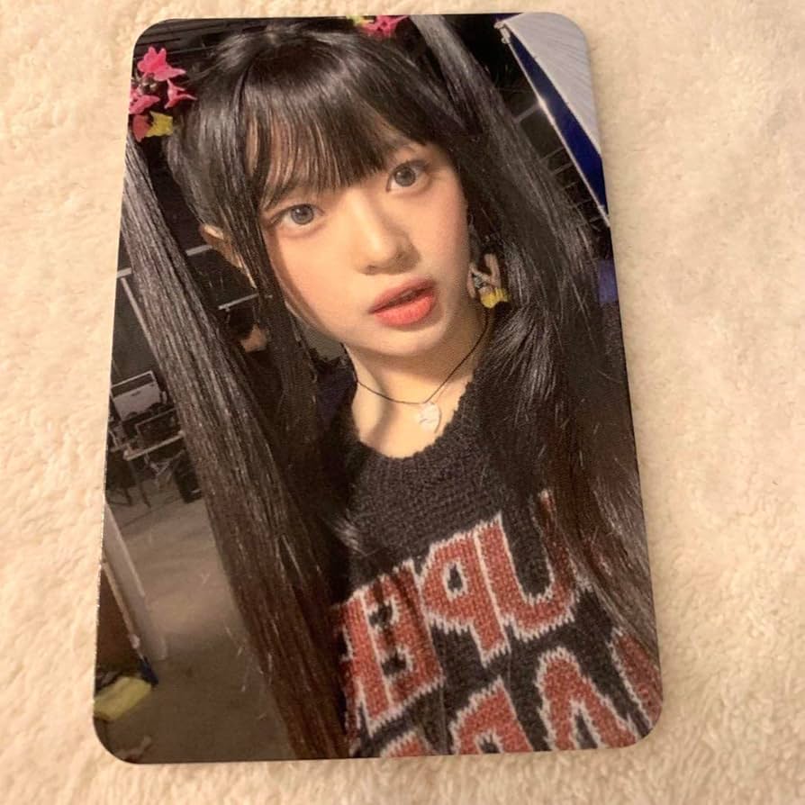 Amazon.co.jp: new jeans ハニ トレカ hanni 22 : おもちゃ