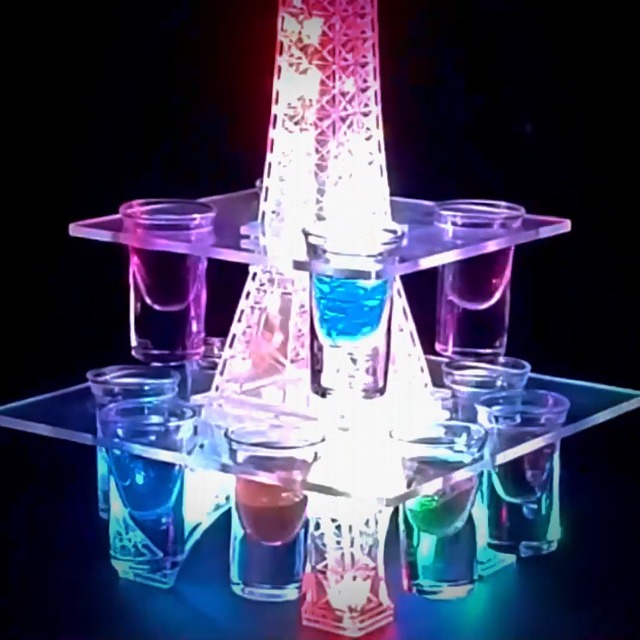 Amazon｜テキーラ観覧車 LED酒ボトルの表示棚 観覧車 ワインラック 酒