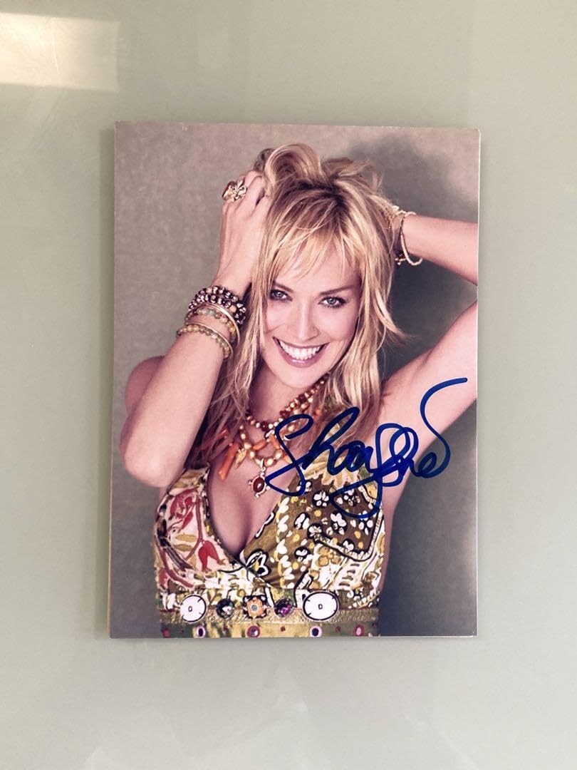 Amazon.co.jp: シャロンストーン直筆サイン入り特大写真…氷の微笑