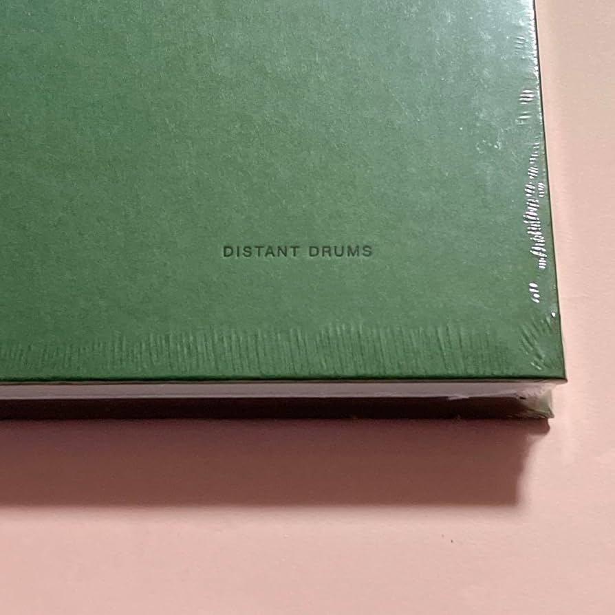 Amazon.co.jp: 濱田英明 写真集 DISTANT DRUMS GREEN : ホーム＆キッチン
