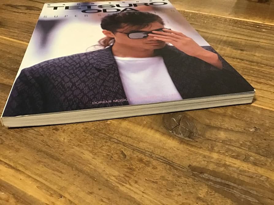 Amazon.co.jp: S/楽譜/織田哲郎/スーパーセレクション/タブ譜/バンド