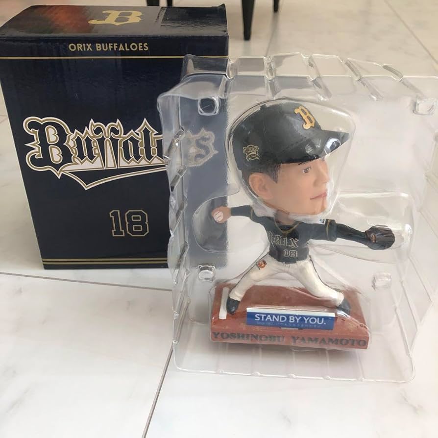 Amazon.co.jp: オリックス 山本由伸 ボブルヘッド 人形 フィギュア