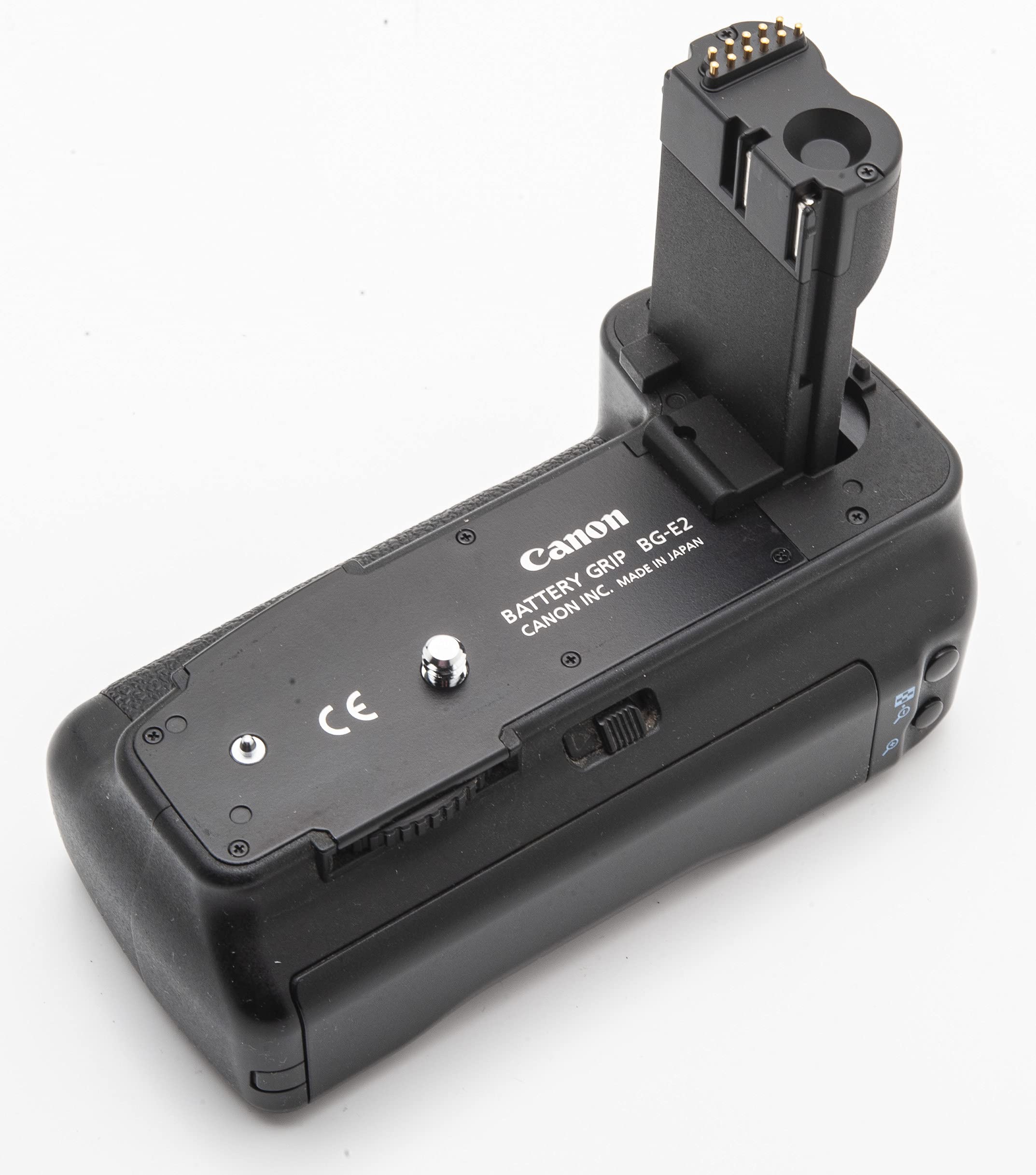 Amazon.com : Canon BGE2 Battery Grip for the EOS 20D and EOS 30D