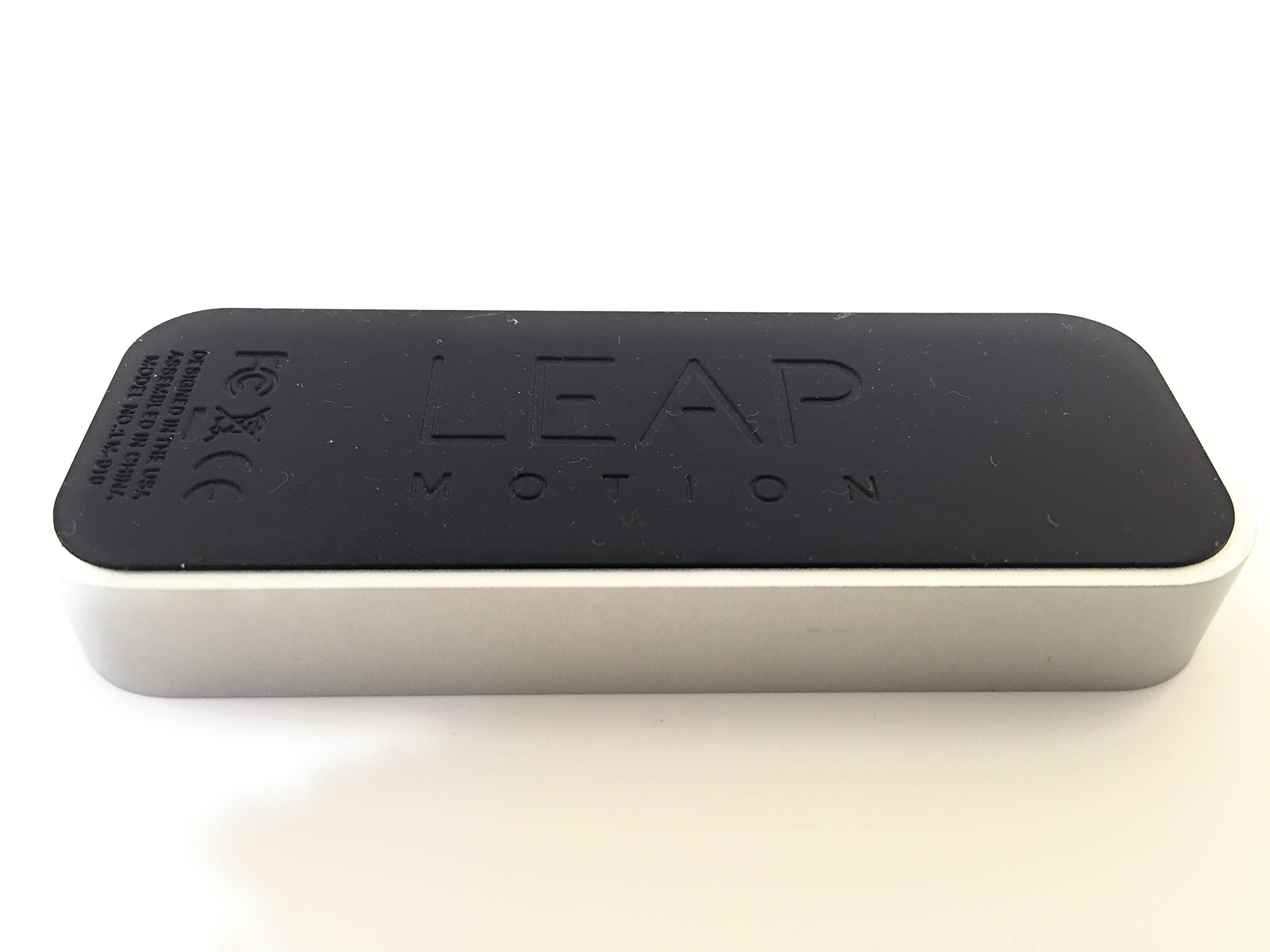 Amazon.co.jp: Leap Motion 小型モーションコントローラー 3D