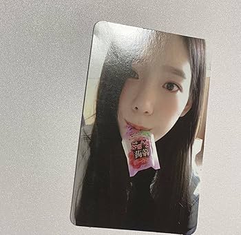 Amazon.co.jp: 少女時代 テヨン Holiday Night トレカ TAEYEON SNSD