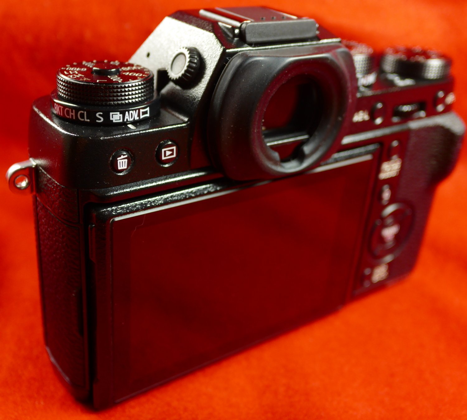 Amazon | FUJIFILM レンズ交換式プレミアムカメラ X-T1 ブラック F FX