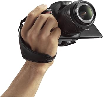 Amazon | Nikon デジタル一眼レフカメラ D5100 18-55VR レンズキット