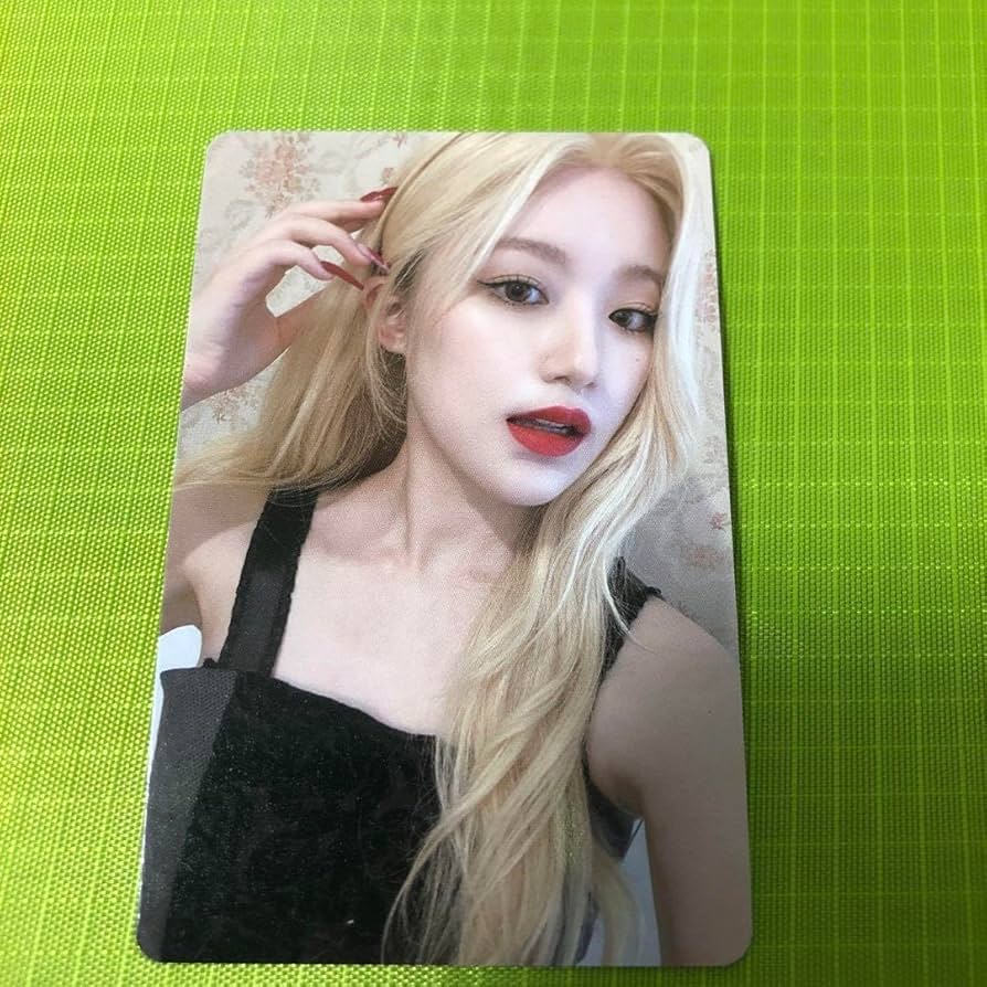 Amazon.co.jp: GI-DLE g-idle シュファ トレカ I LOVE ⑨ : おもちゃ