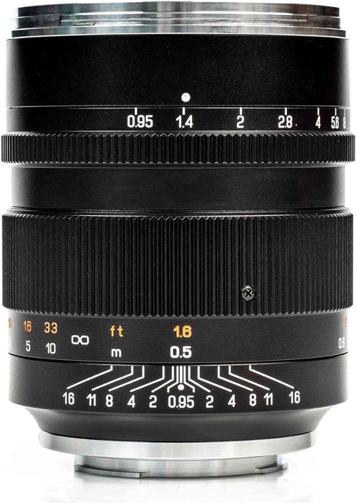 Amazon.co.jp: Zhongyi Mitakon Speedmaster 50mm f/0 95 Mark III