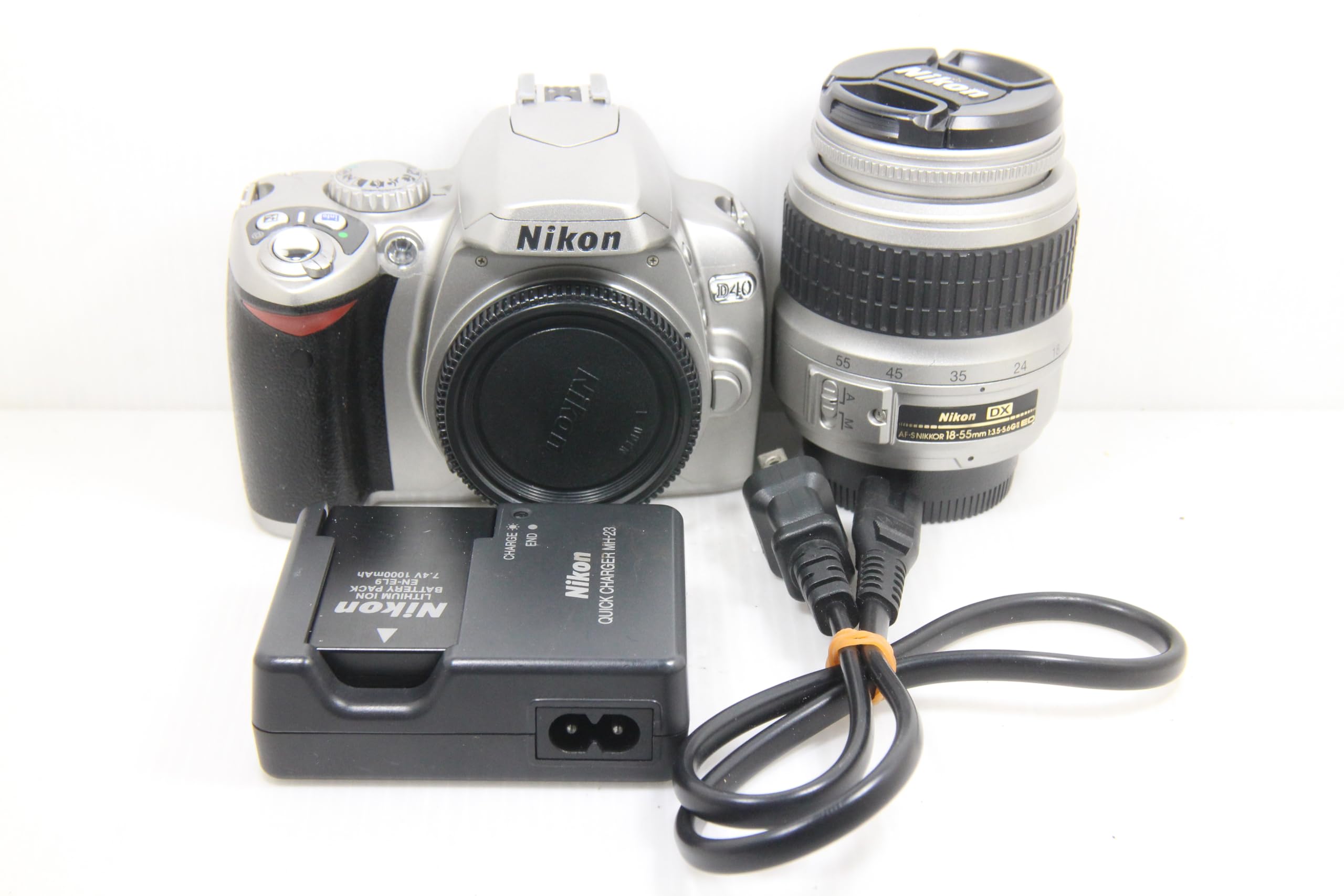 Amazon | Nikon デジタル一眼レフカメラ D40 レンズキット シルバー