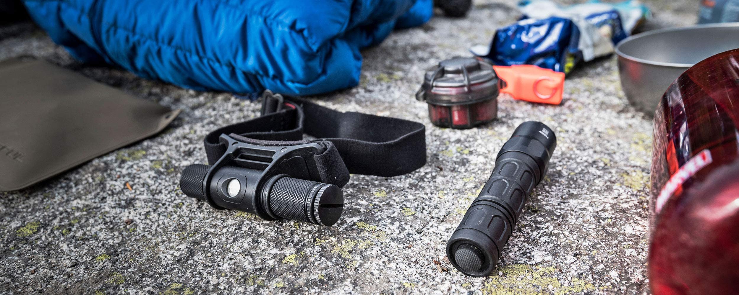 Amazon | SUREFIRE ミニマス 黒 HS2-MV-A-BK | 作業灯 | 産業