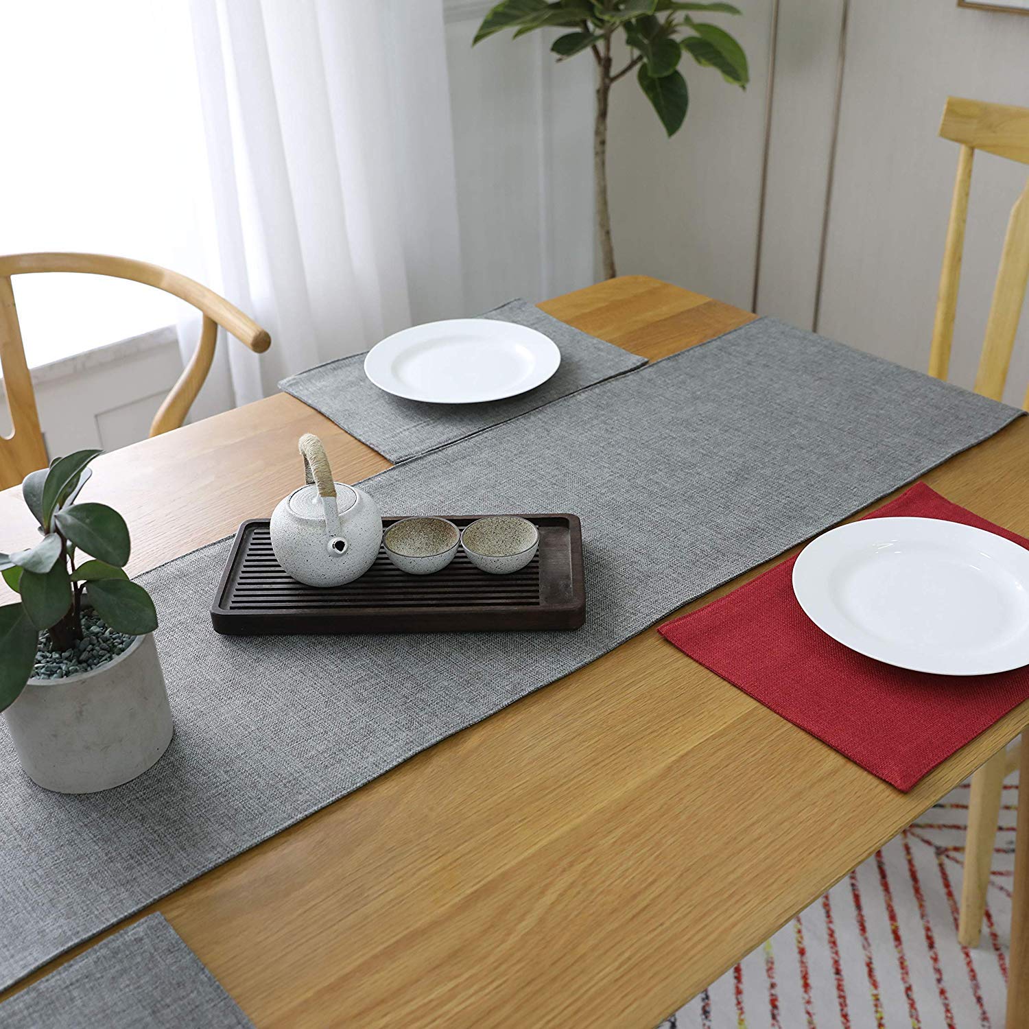 Amazon｜Khooti両面ウォッシャブルポリジュートテーブルランナー耐熱