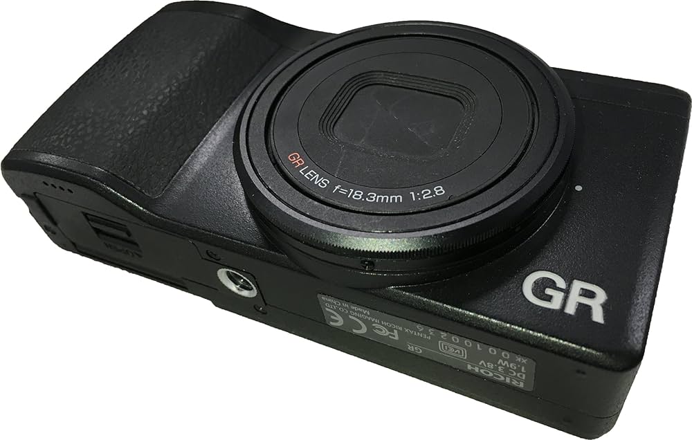 Amazon | RICOH デジタルカメラ GR APS-CサイズCMOSセンサー ローパス