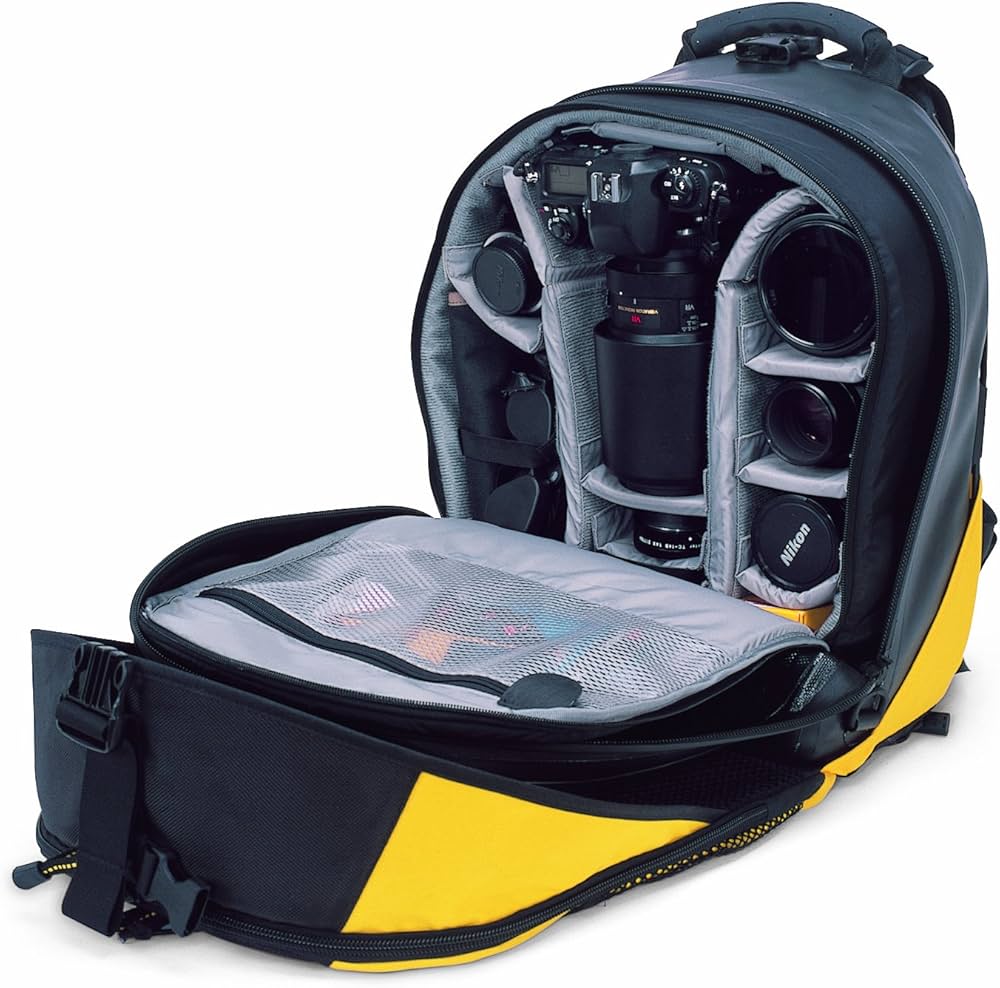 Amazon | Lowepro カメラリュック ドライゾーン200 20L 三脚取付可