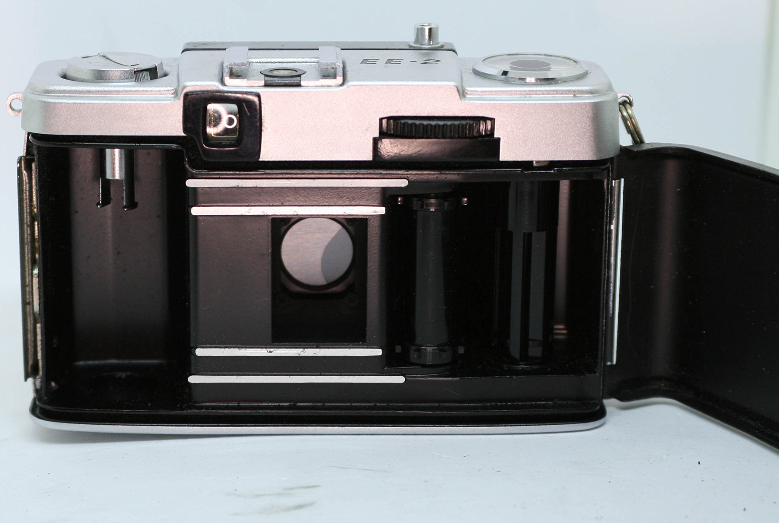 Amazon | OLYMPUS PEN EE-2 | コンパクト 通販