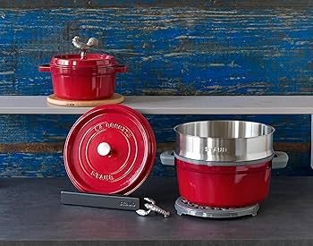 Amazon.co.jp: staub ストウブ 「 ピコ ココット ラウンド チェリー