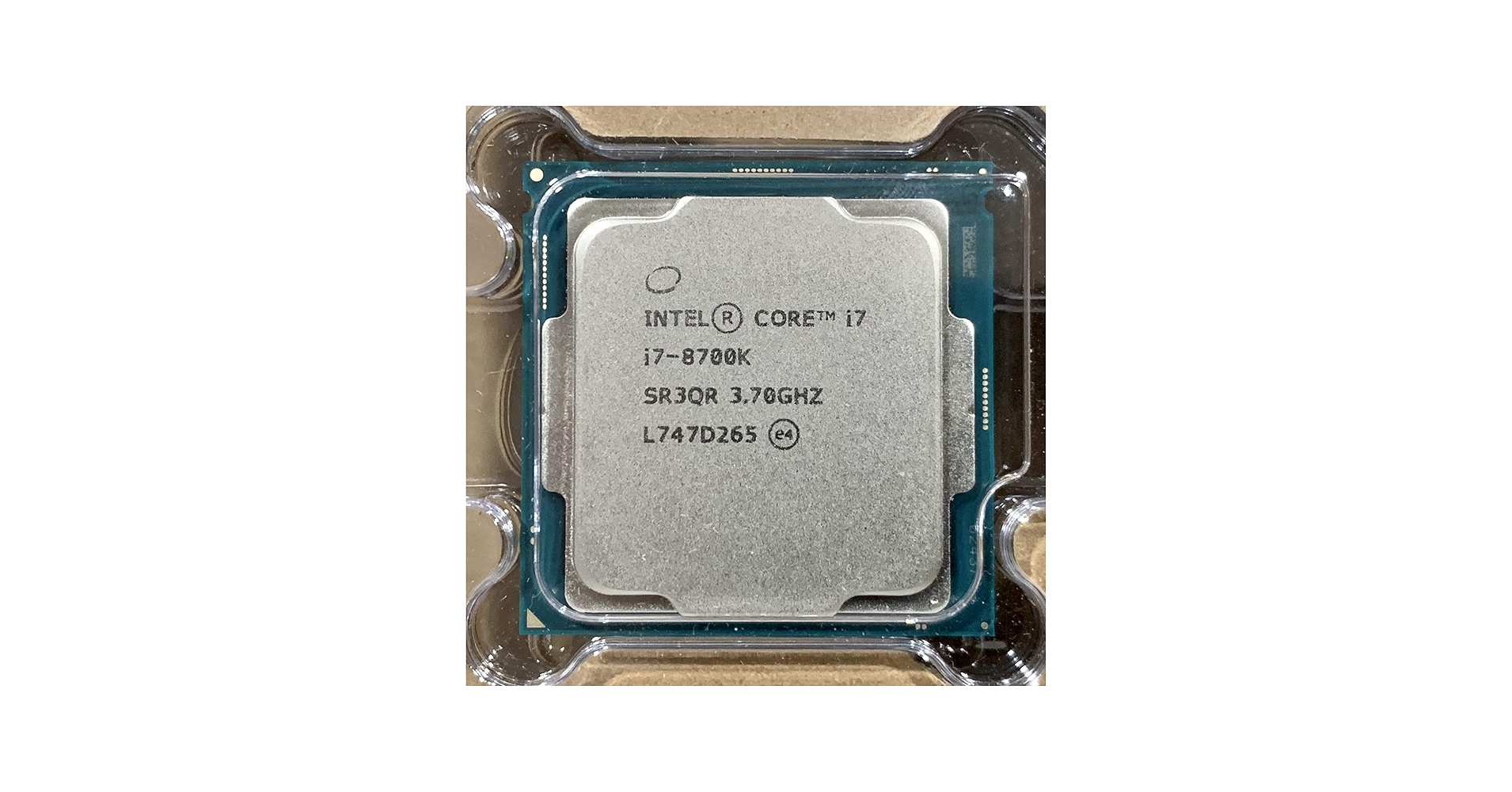 Amazon | Intel Core I7-8700K I7 8700K 3.7 GHz 6コア 12スレッド CPU