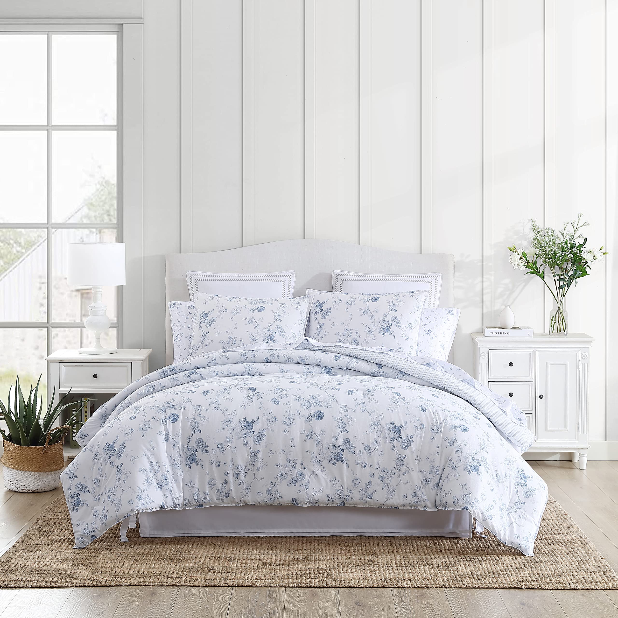 Amazon.com: Laura Ashley - Twin XL Comforter Set, Soft