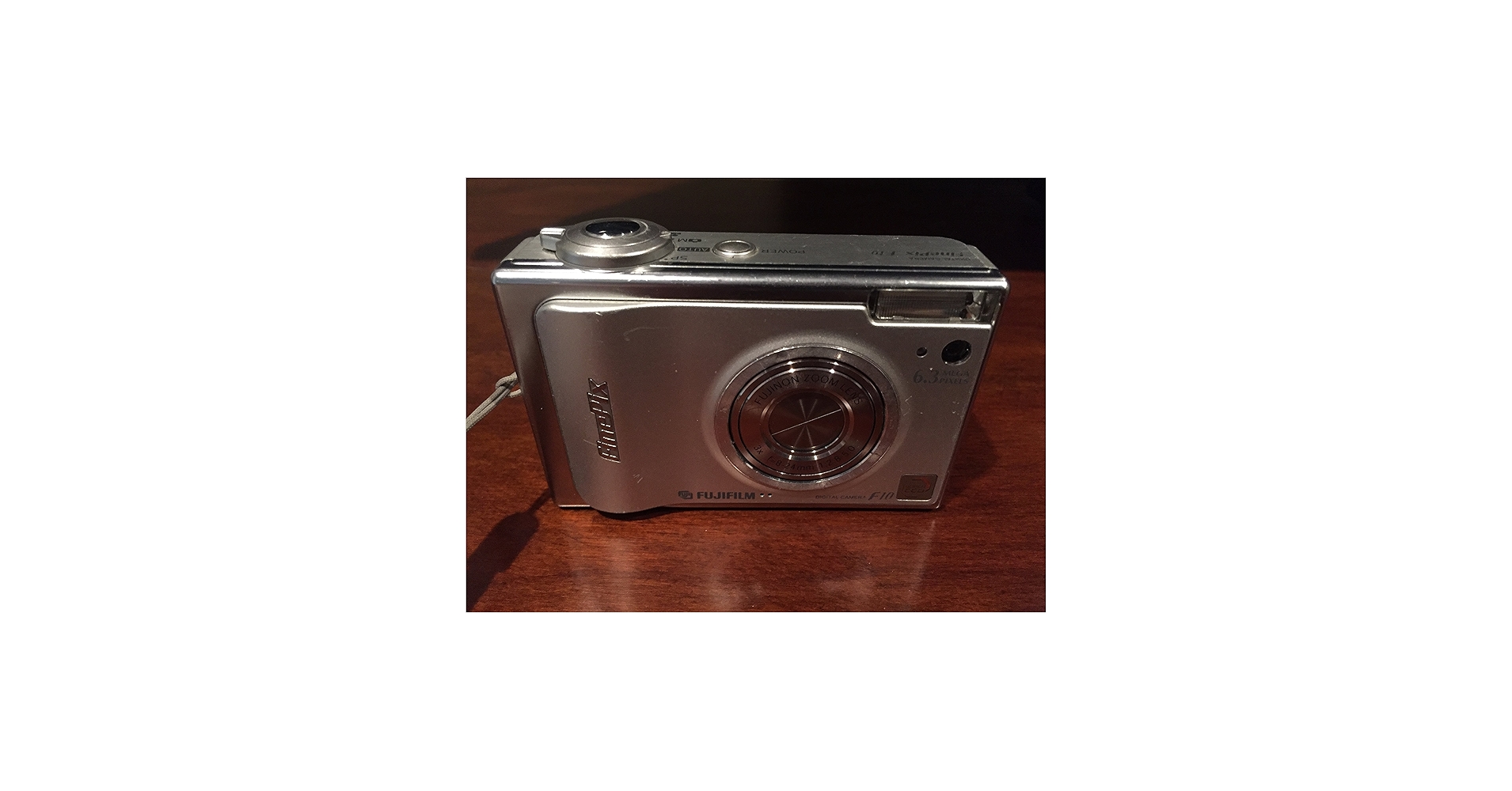 Amazon.com : Fujifilm Finepix F10 6.3MP Digital Camera with 3x
