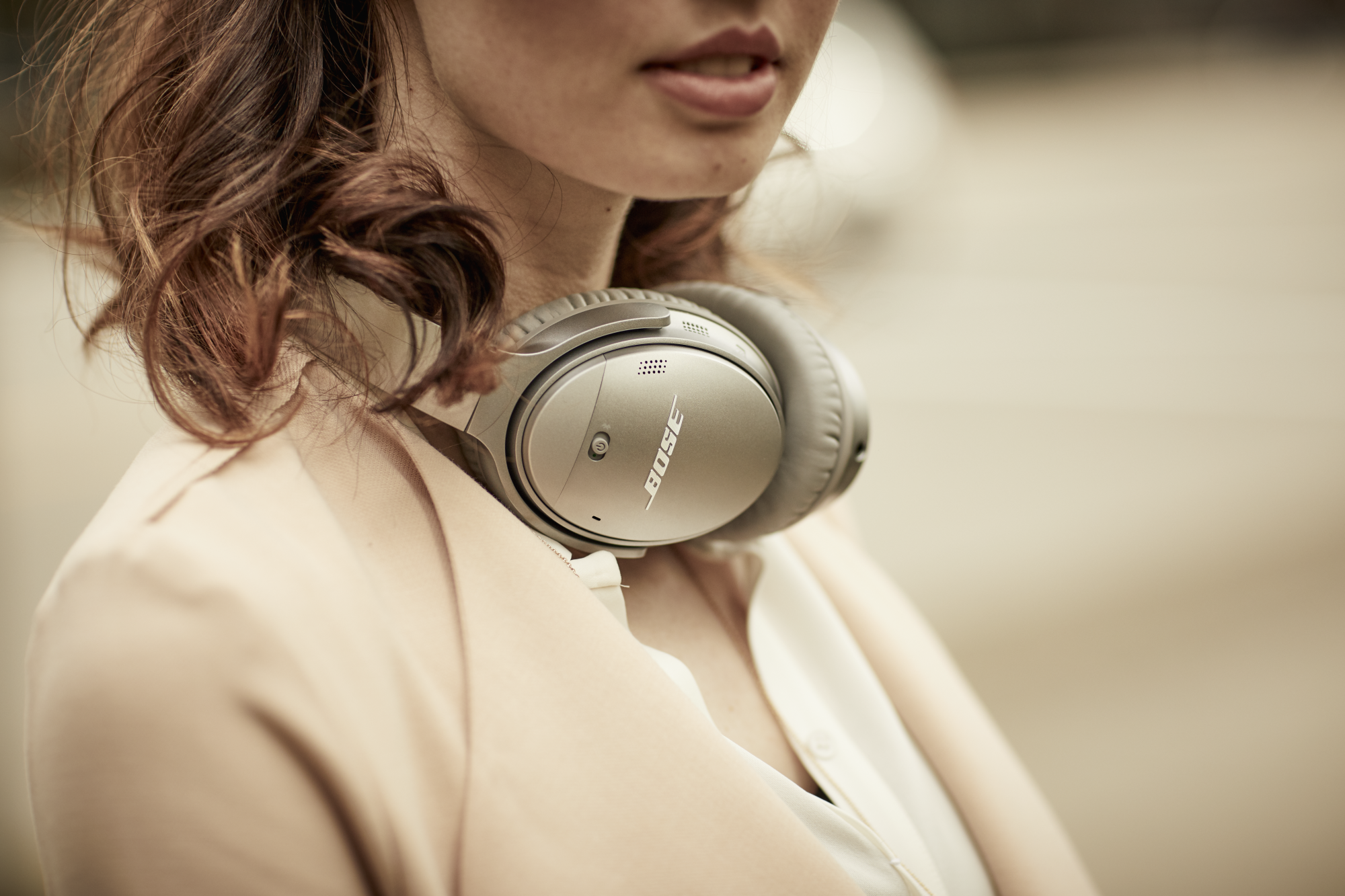 Amazon.com: Bose QuietComfort 35 II Noise Cancelling Bluetooth