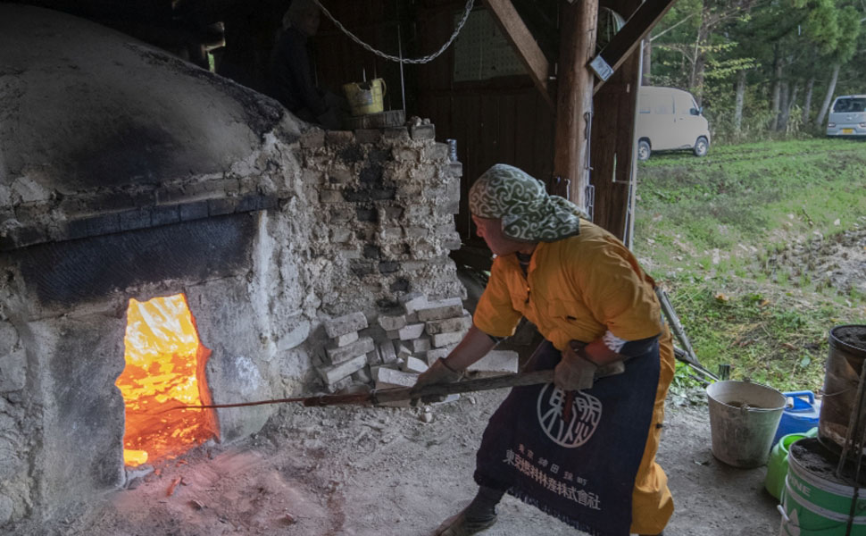 小さいエネルギーで暮らすコツ: 太陽光・水力・薪&炭で、電気も熱も