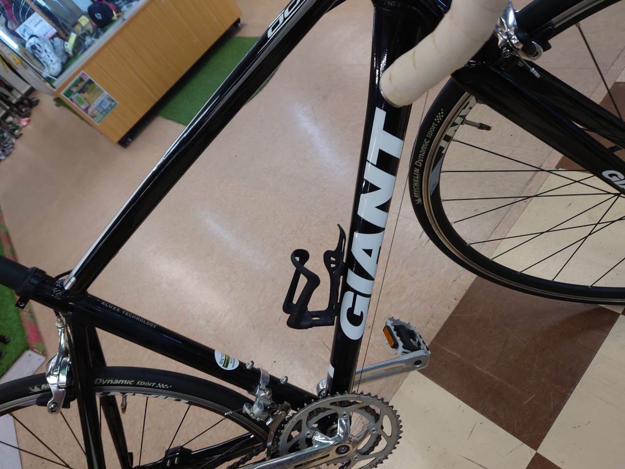 □ロードバイク GIANT OCR 入荷しました！□ | 売るのも買うのもマンガ