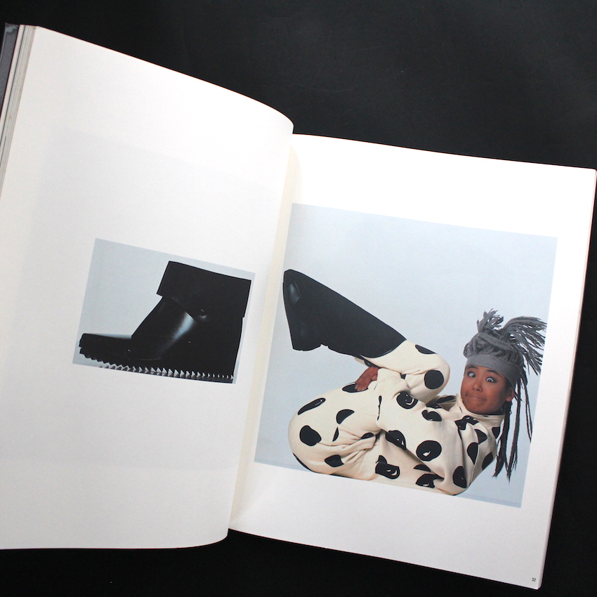 一生たち Issey Miyake & Miyake Design Studio 1970 - 1985（Signed）