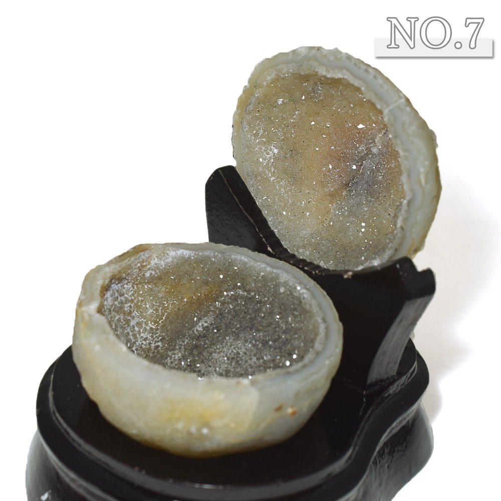 トレジャーメノウ メノウ ブラジル産 treasure agate 台付き 一点物