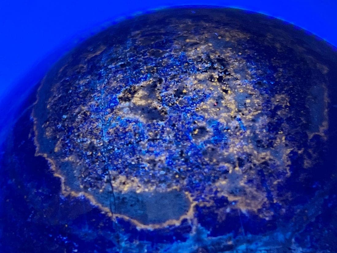 アフガニスタン産ラピスラズリ66mm 丸玉（蛍光）