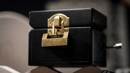 ミュージックボックス （オルゴールが織りなす奇跡）｜サイキック,貫通