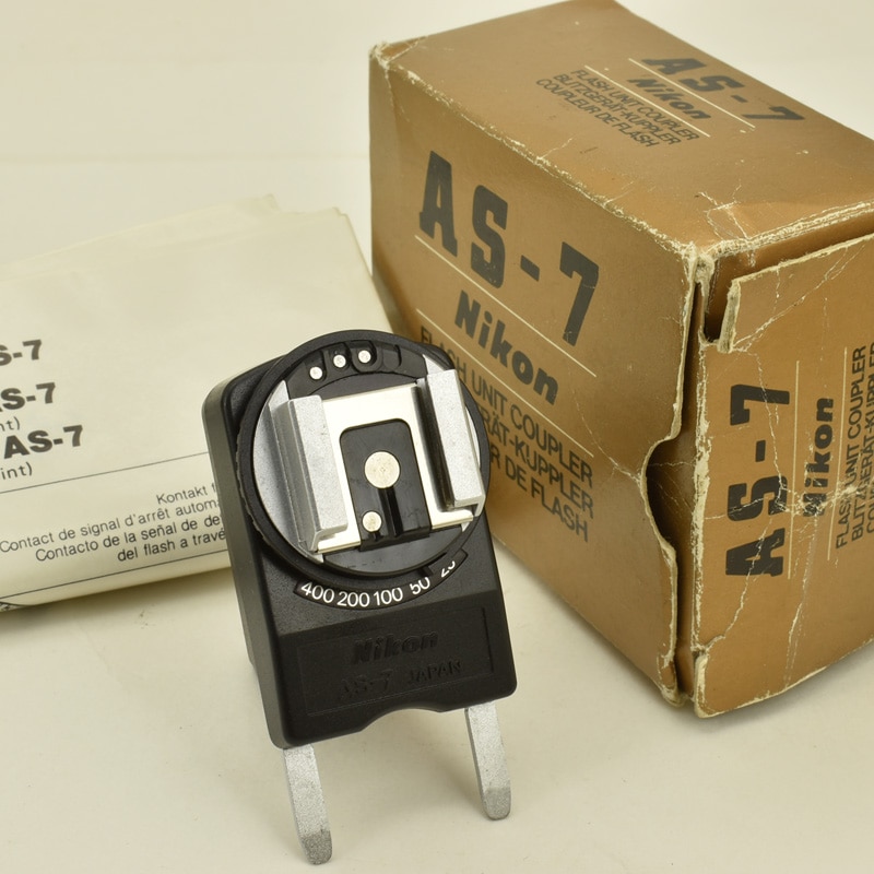 中古カメラ機材の通販専門店 Antiquary（アンティクアリィ）