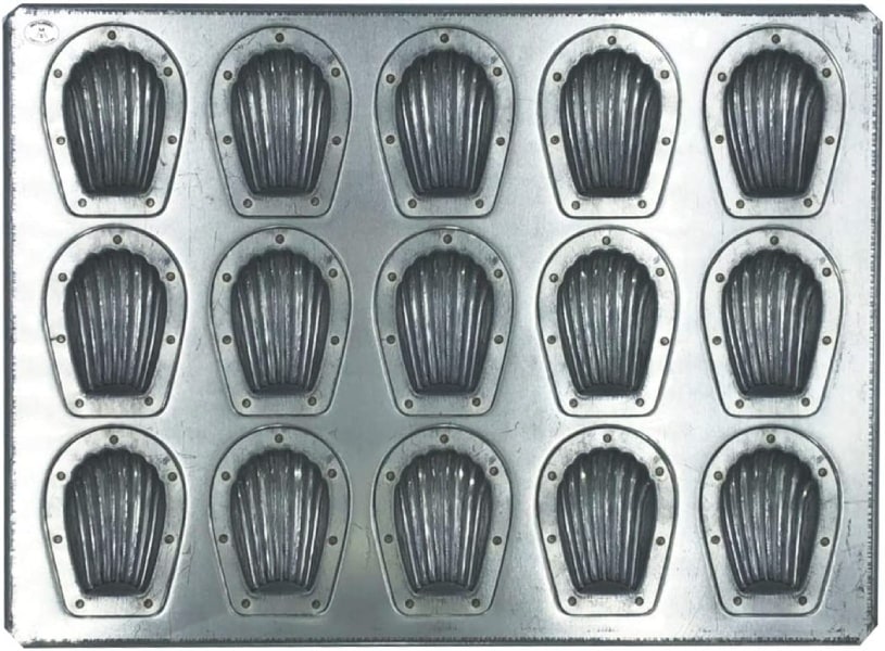 シルバー天板 ミニマドレーヌ型 15P シリコン付 1個入 松永製作所