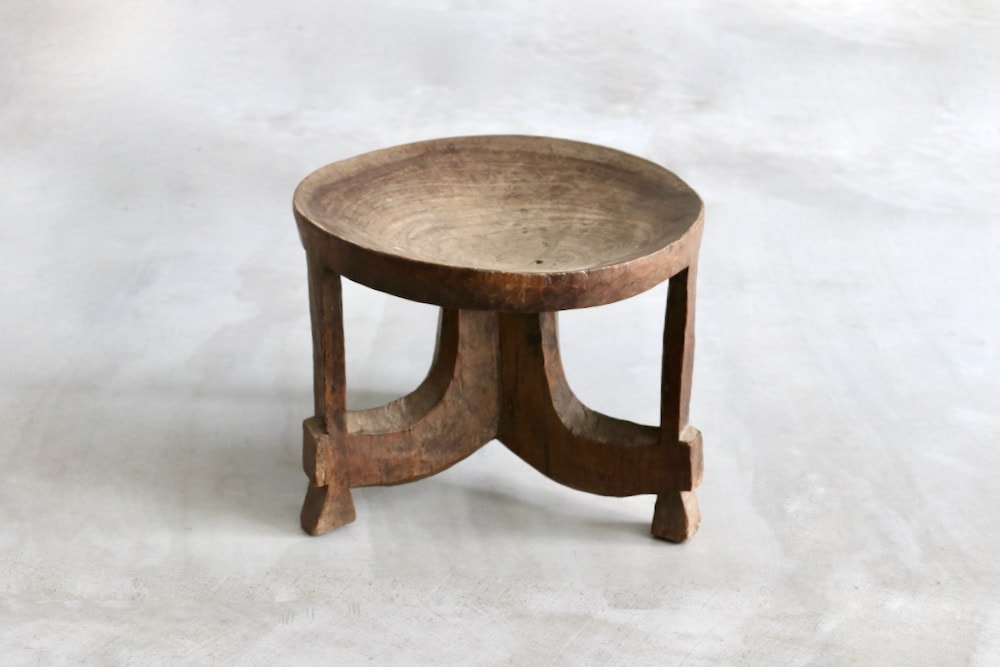 African Crafts (アフリカ工芸品) “ジンマのスツール - LIGHT YEARS