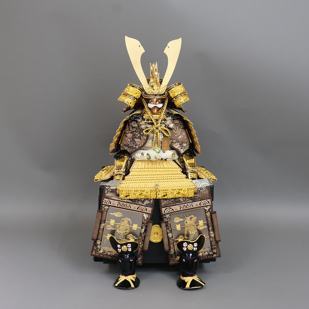 五月人形 久月 鎧飾り 家紋入れ 甲冑 彫金仁王大鎧 植込星鋲鉢使用