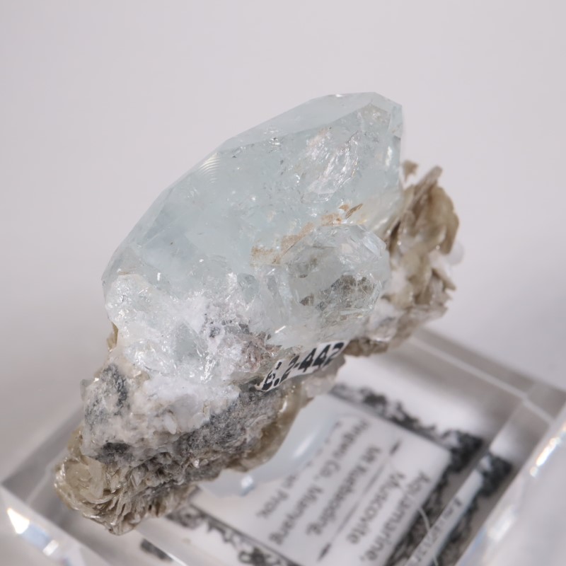 中国産 アクアマリン、雲母 | 鉱物標本,ハ行,ベリル/緑柱石 | ほたるみ