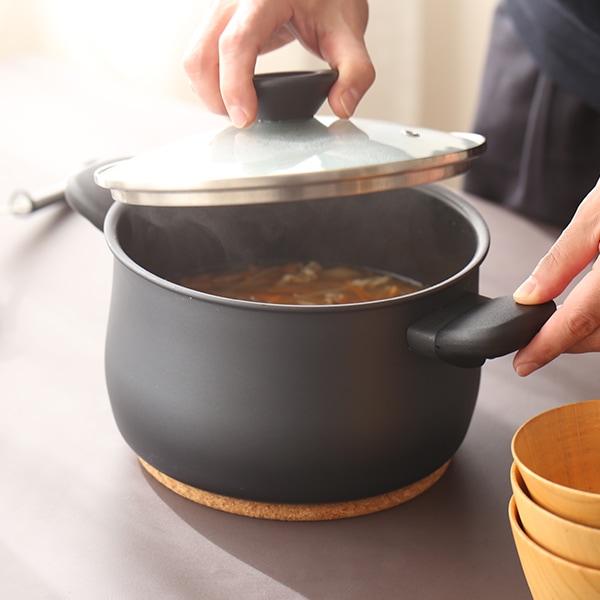 MEYER (マイヤー) ミッドナイト 両手鍋 20cm ガス/IH対応/調理器具