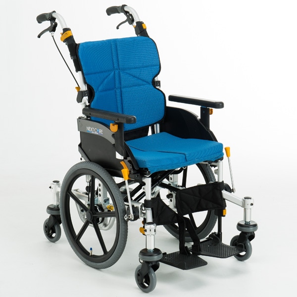 介助用六輪車いす NEXT-81B「ネクストコア-くるり 介助用 エアータイヤ