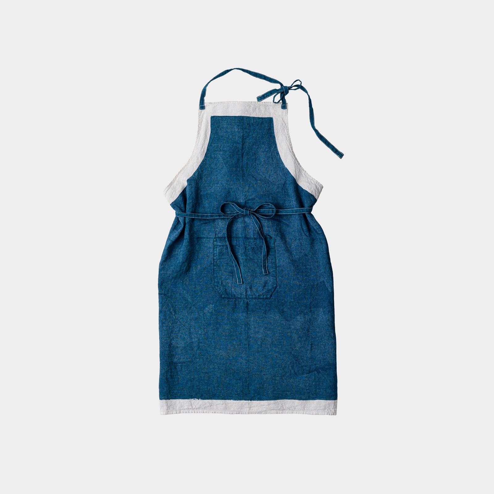 ベルトッツィ フルエプロン _ ピエノ インダコスクーロ