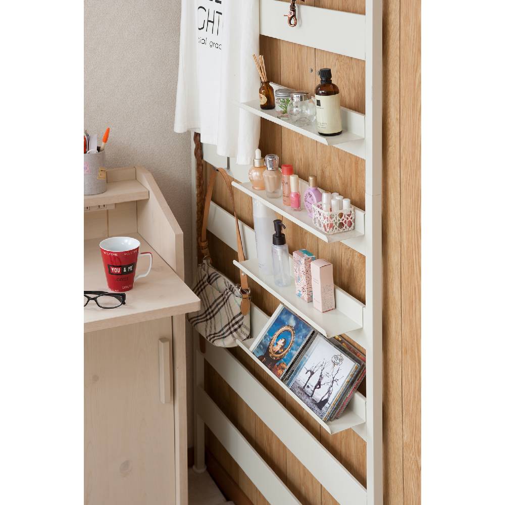 突っ張りラダーラック 壁面ラック 幅86cm 棚付き nj-0522-0525（商品