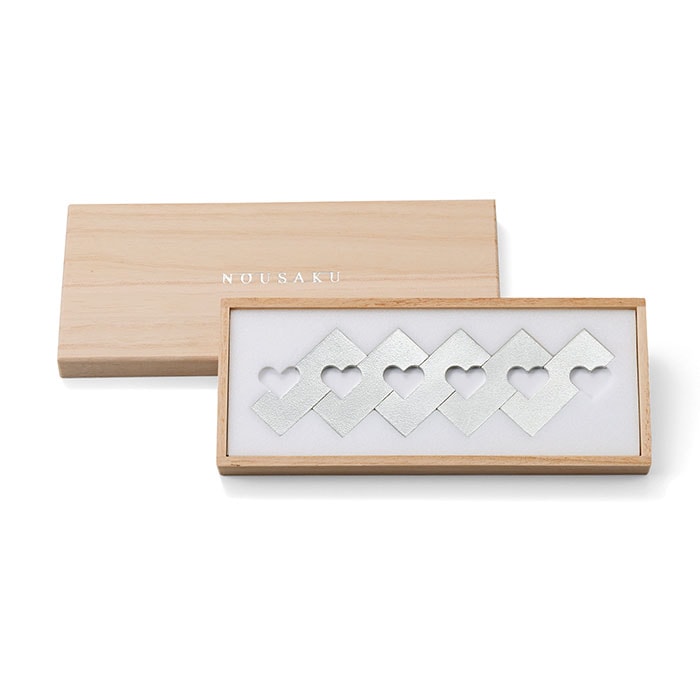 つながる箸置 - ハート - 5ヶ入｜錫製雑貨・酒器の通販は能作