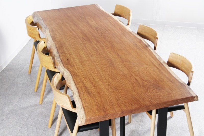 クウイラ(メルバウ) 1枚板 ウレタン仕上げ 6人掛け | 一枚板テーブル