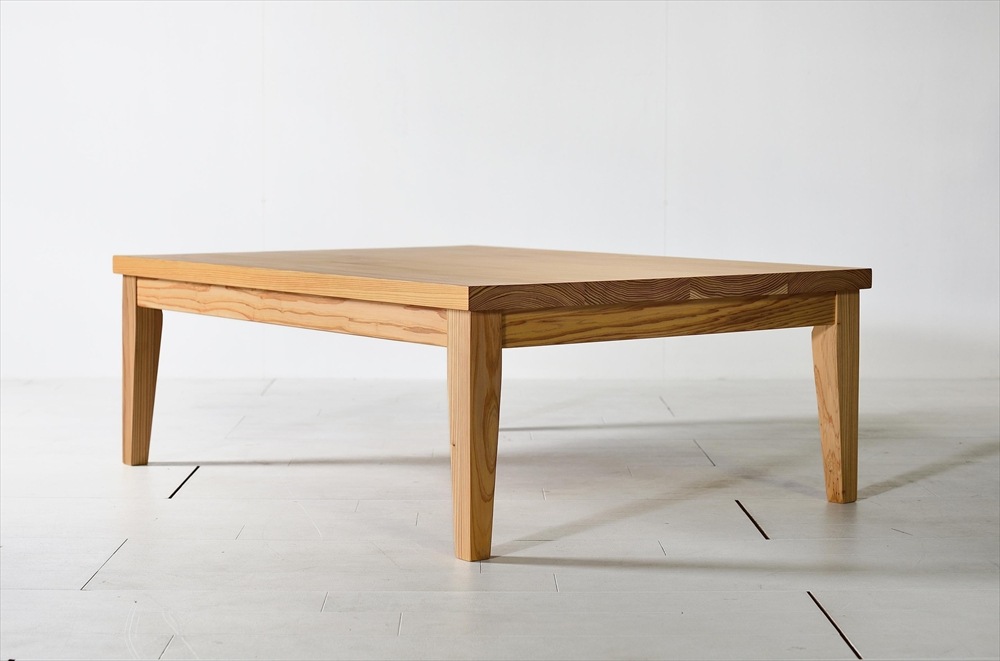 杉の板のローテーブル㉘ 杉の自然木のローテーブル 杉の木目が大変綺麗