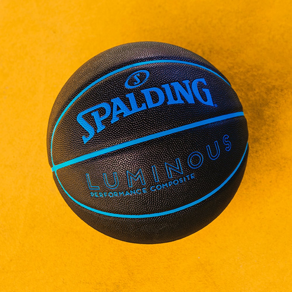 モーティブ NEBULA ボウリングボール 黒 2穴 サムレス ABSオンライン