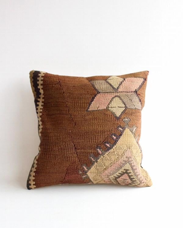 オールドキリムクッション K[生活雑貨とアンティークのオンライン