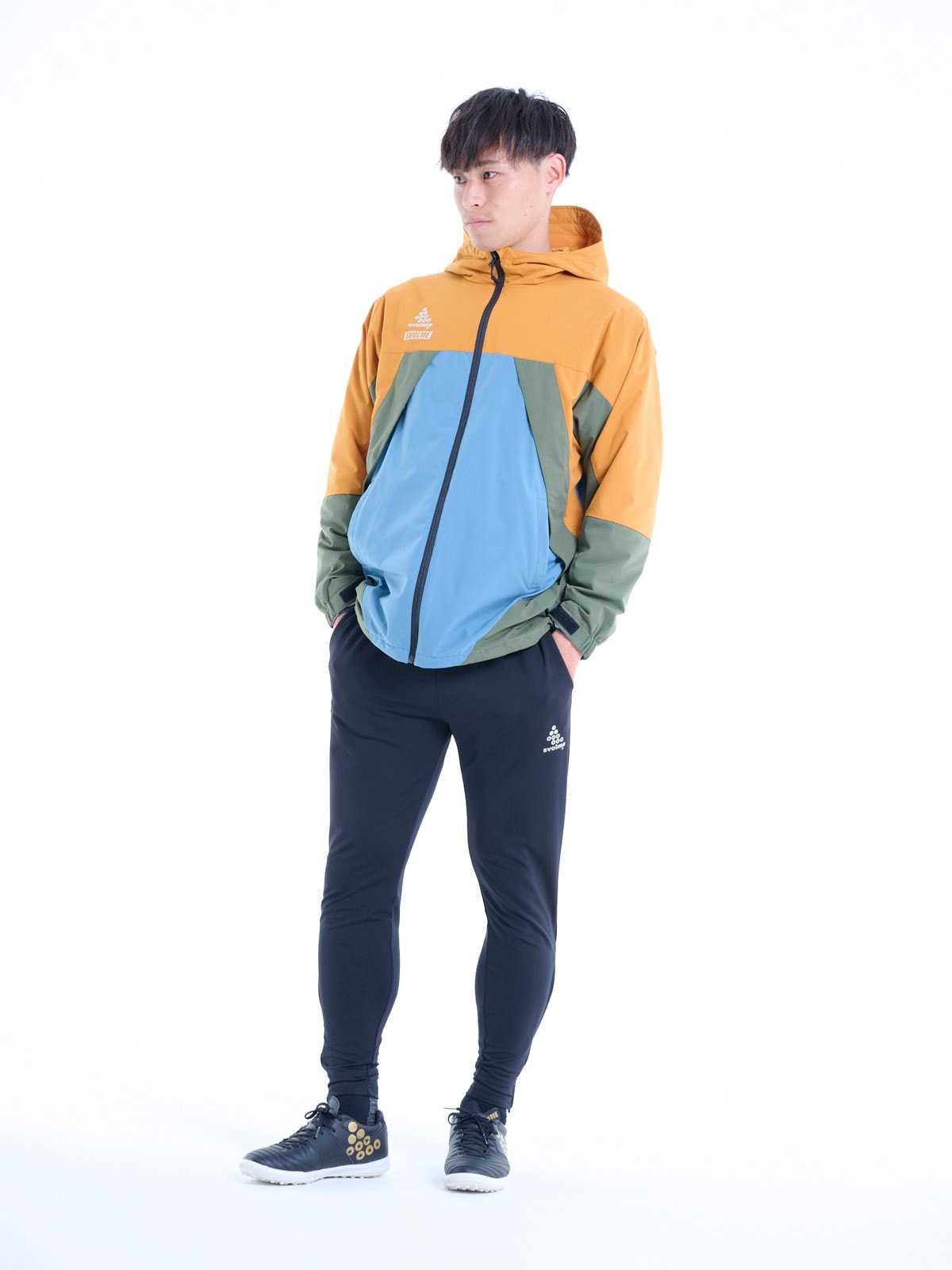 SVOLME スボルメ ライトウォームパーカー　セットアップ　ダンボール　L ライトウォームパテッドフーディー<br>(3カラー) カテゴリー,FOOTBALL