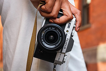 FUJIFILM X-T30 III チャコールシルバー | フジフイルムモール