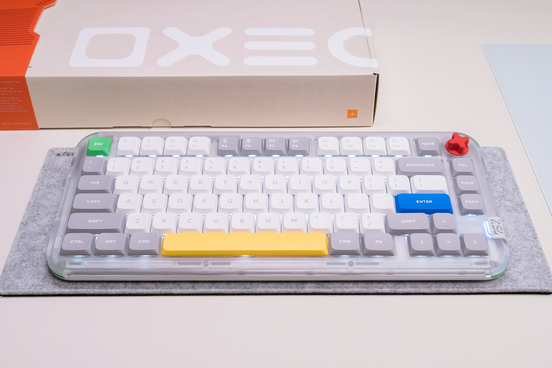 NuPhy Kick75 レビュー｜ハイ・ロー自由に遊べる！欲張り仕様の