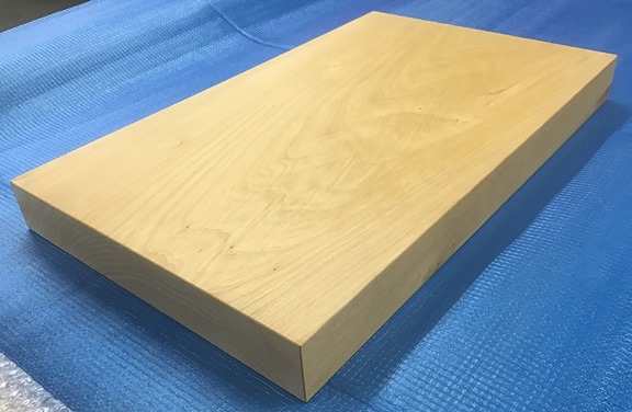 業務用巨大イチョウまな板 case141 | 丸萬 ｜ 無垢テーブルから造作