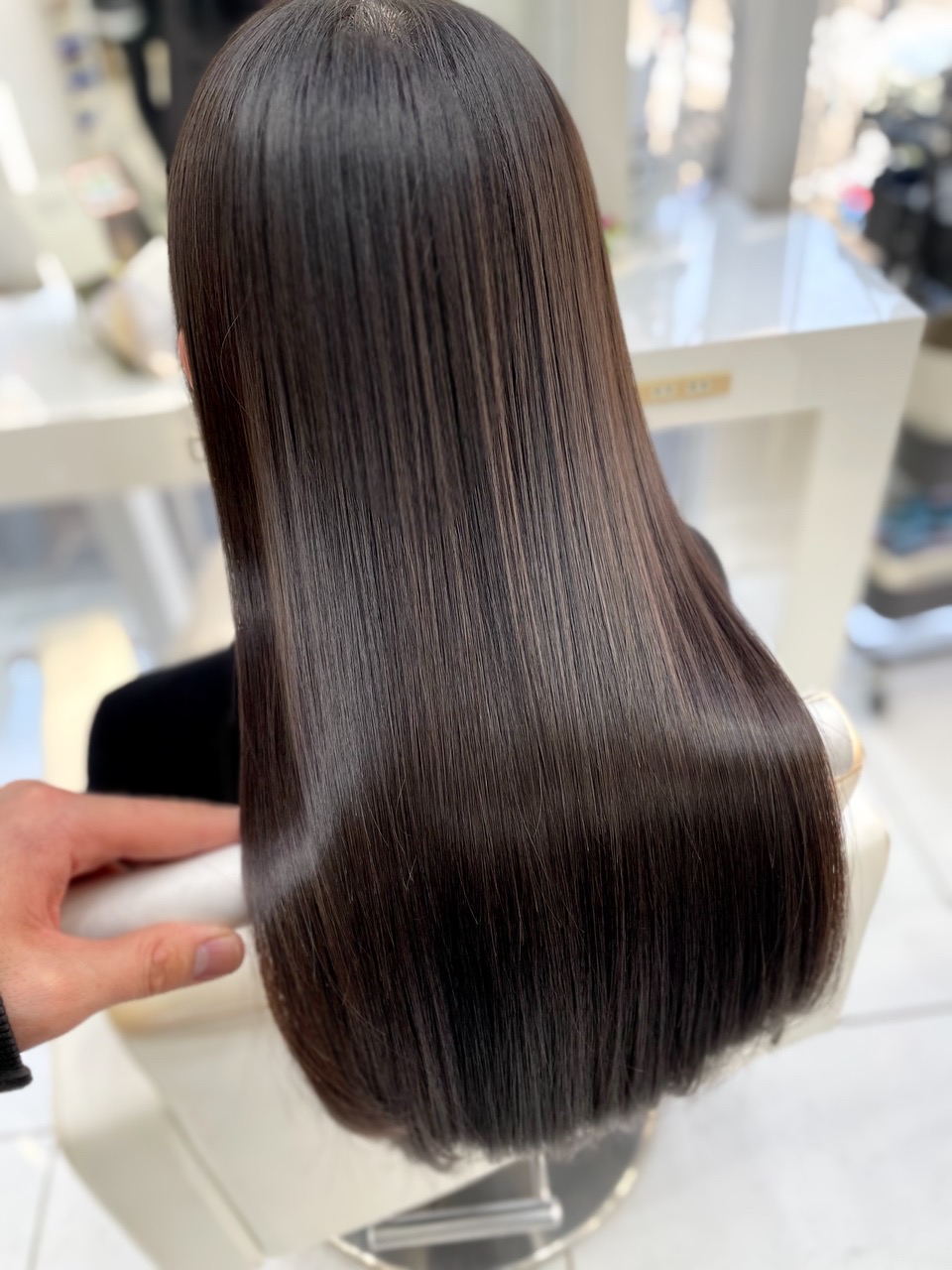 次世代の縮毛矯正 ネオメテオストレート 東京・表参道】で手に入れる美