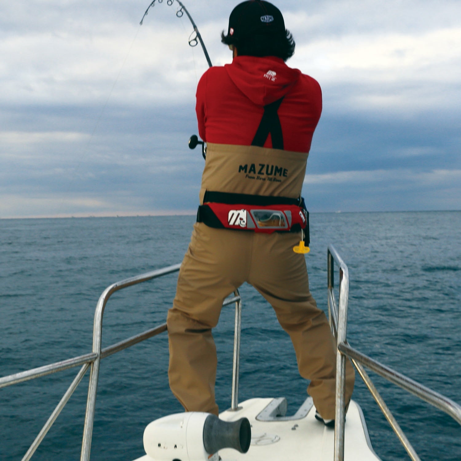 mazume プルオーバースカルロゴ MZAP-617